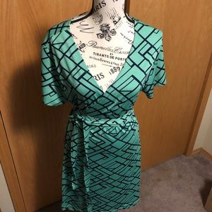 GeoPrint Mint Wrap Dress